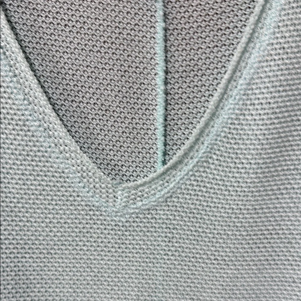 Allison Joy EVEREVE Light Blue V-Neck Top sz Large - Picture 3 of 5